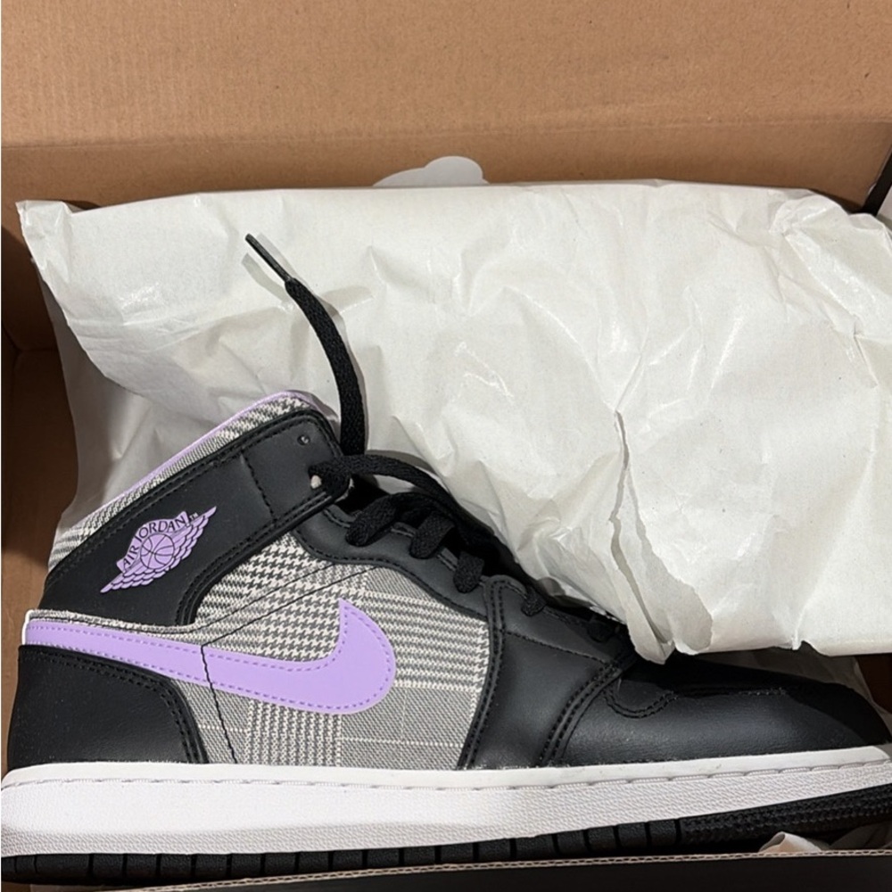 Jordan Black and Lilac Sneakers